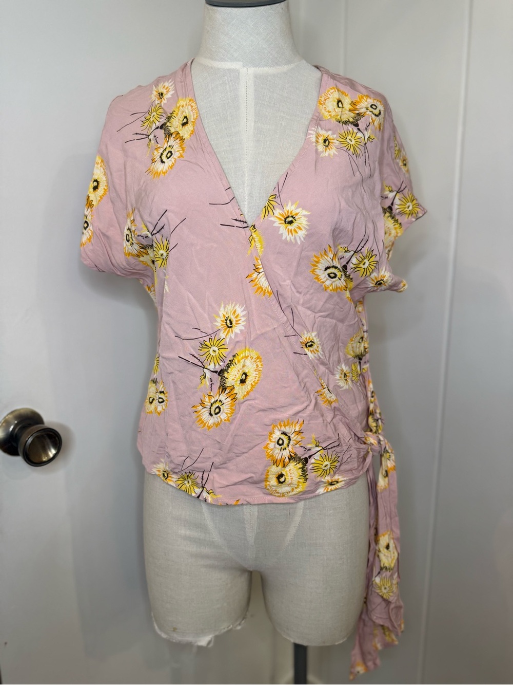MADEWELL Floral Wrap Top - Pink with Yellow Bloom Size Medium